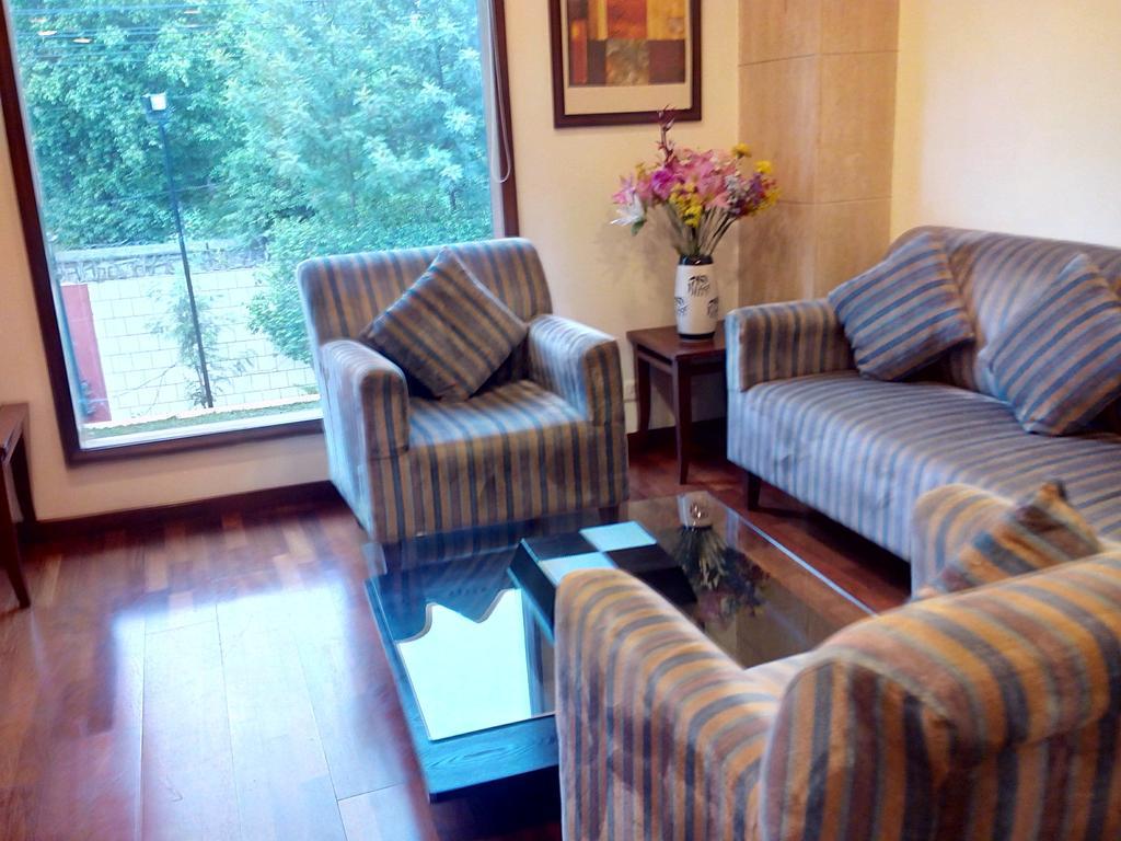 The Ocean Pearl Retreat Hotel New Delhi Kamer foto