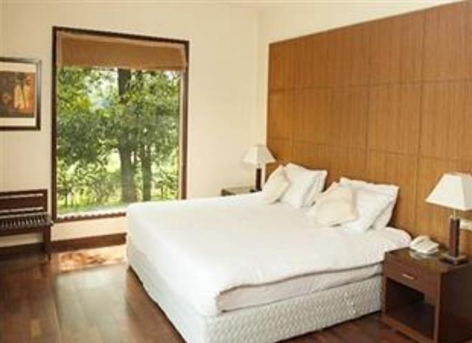 The Ocean Pearl Retreat Hotel New Delhi Buitenkant foto