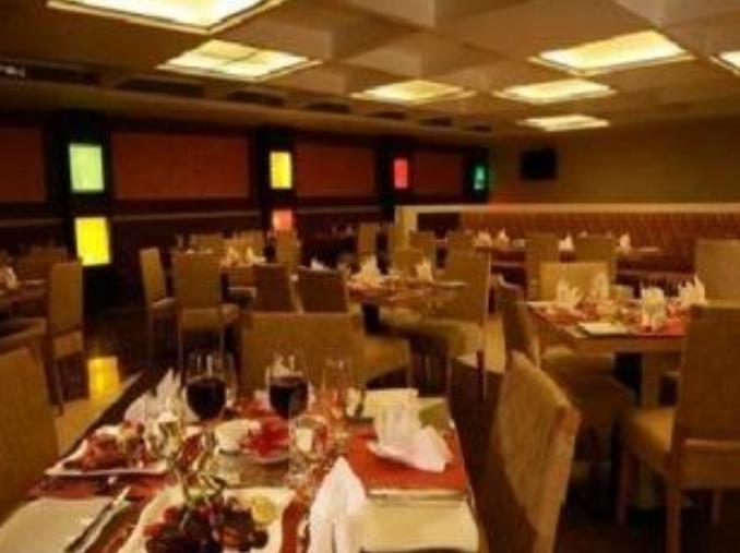 The Ocean Pearl Retreat Hotel New Delhi Buitenkant foto
