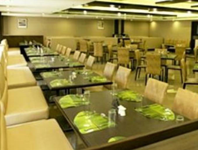 The Ocean Pearl Retreat Hotel New Delhi Buitenkant foto