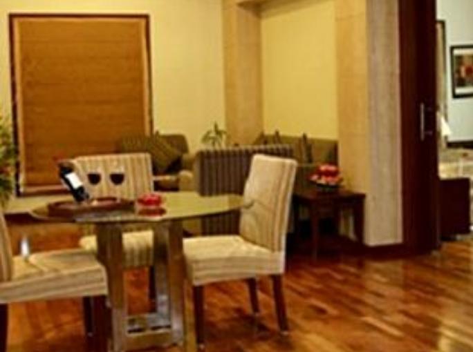 The Ocean Pearl Retreat Hotel New Delhi Buitenkant foto
