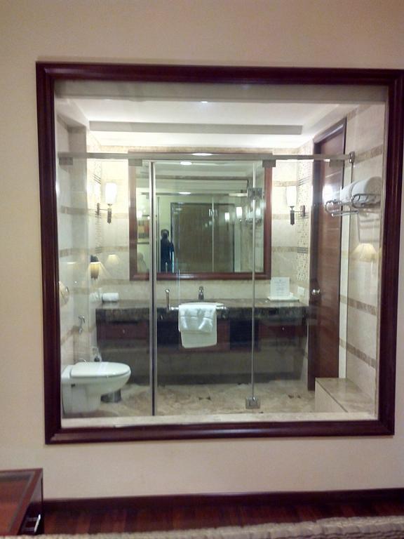 The Ocean Pearl Retreat Hotel New Delhi Buitenkant foto