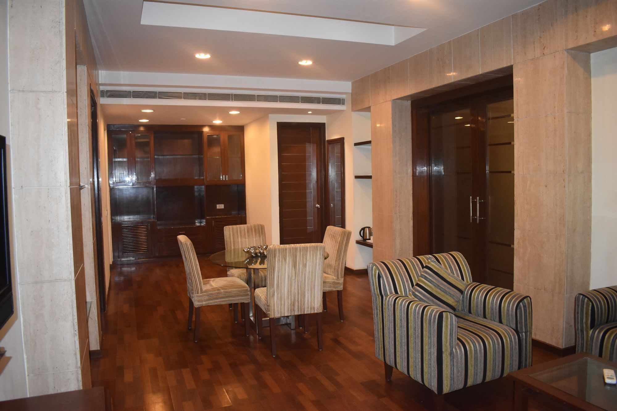 The Ocean Pearl Retreat Hotel New Delhi Buitenkant foto